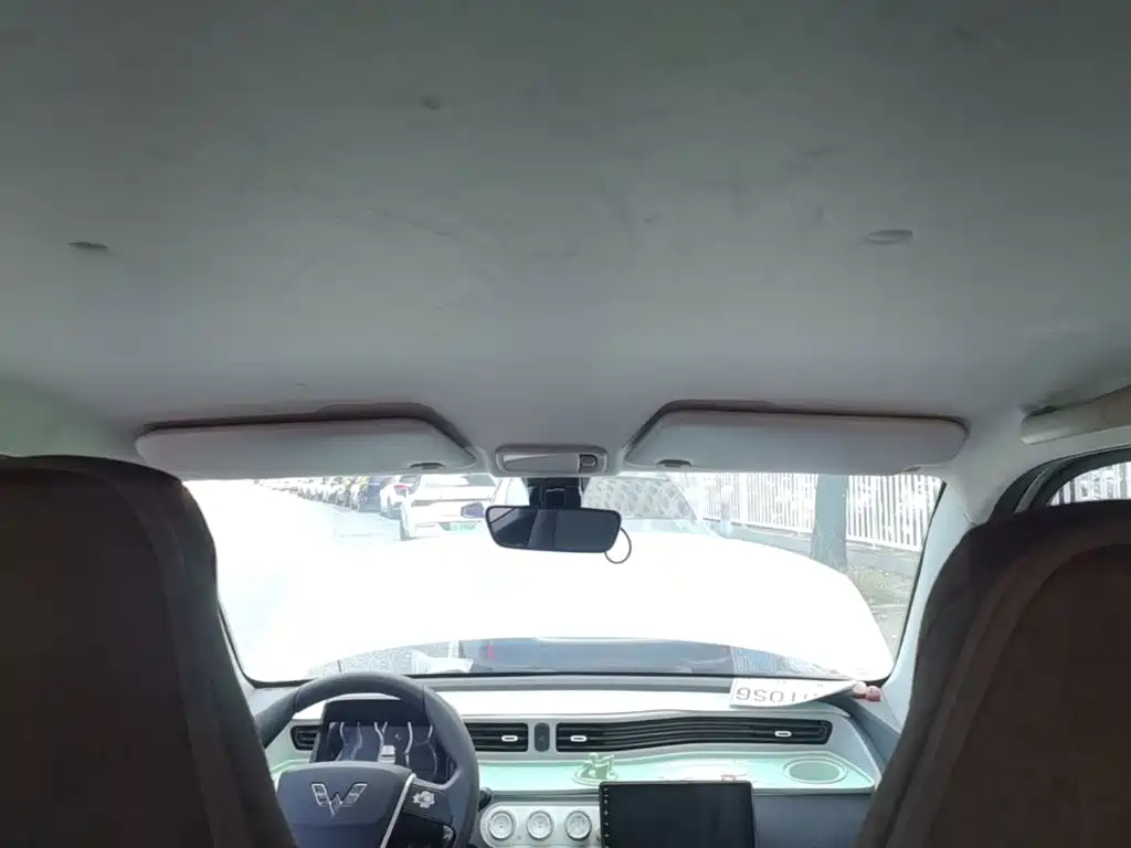Wuling MINIEV — миниатюра 18