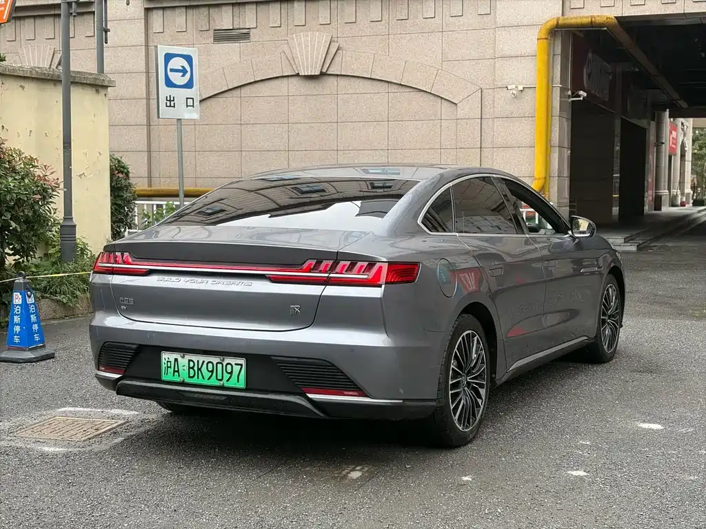 BYD Han — миниатюра 6