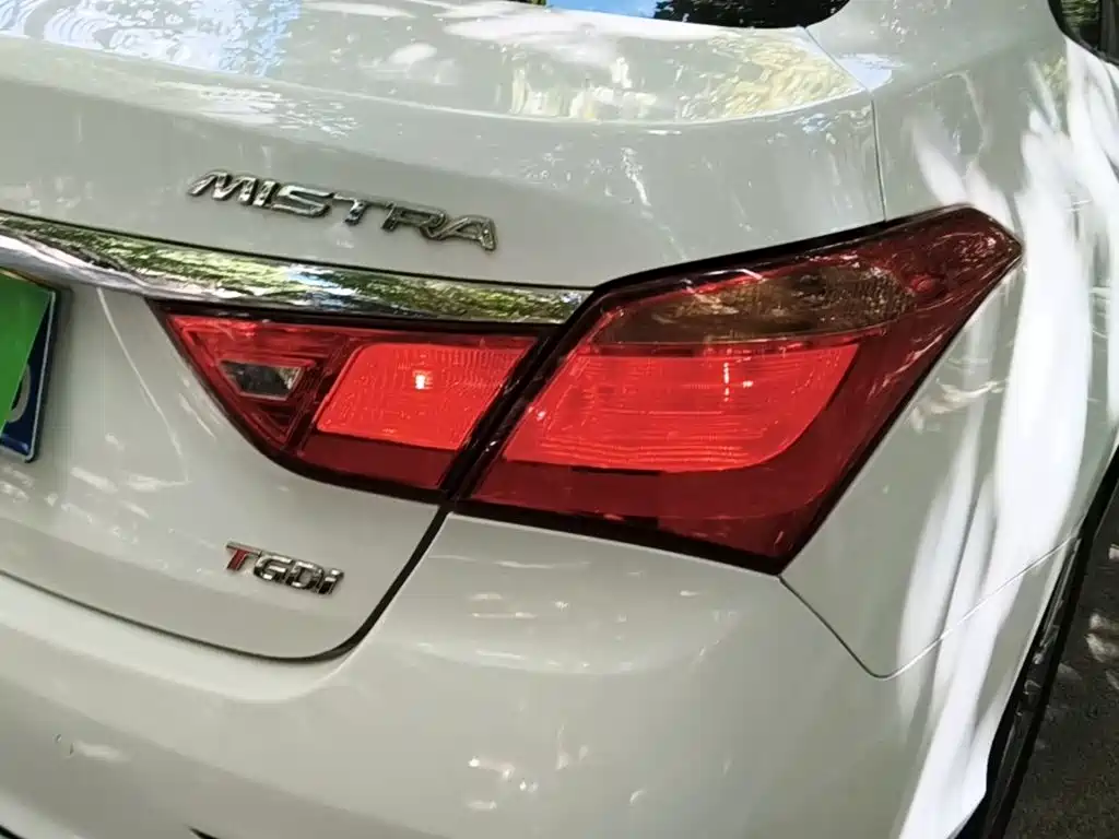 Hyundai Mistra — миниатюра 8
