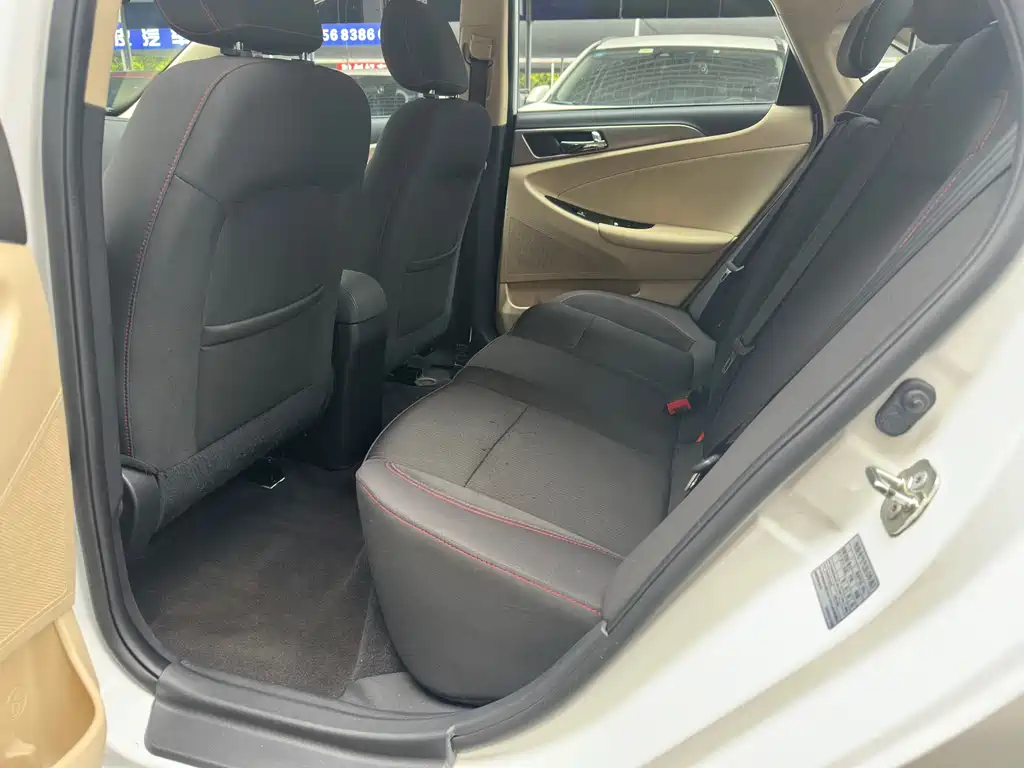 Changan Eado New Energy — миниатюра 12