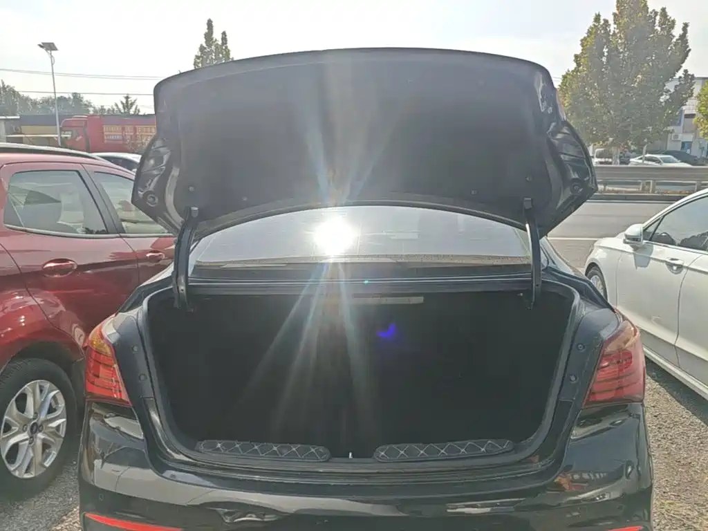 Hyundai Mistra — миниатюра 19