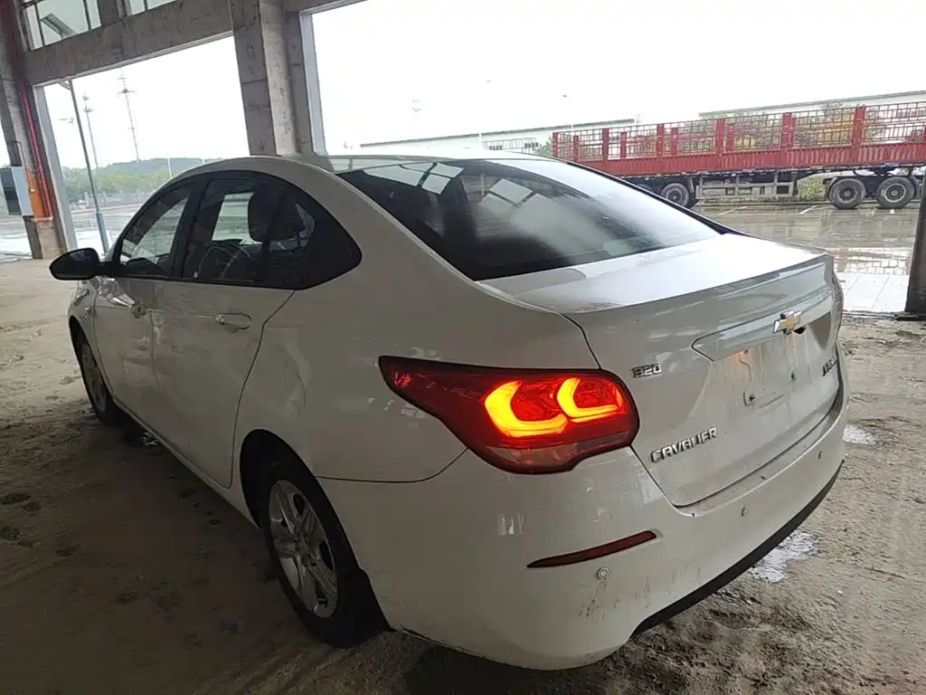 Chevrolet Cavalier — миниатюра 5