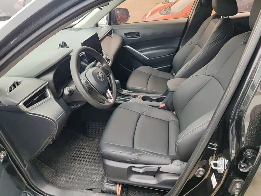 Toyota Frontlander — миниатюра 15