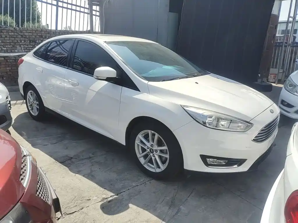 Ford Focus — миниатюра 4