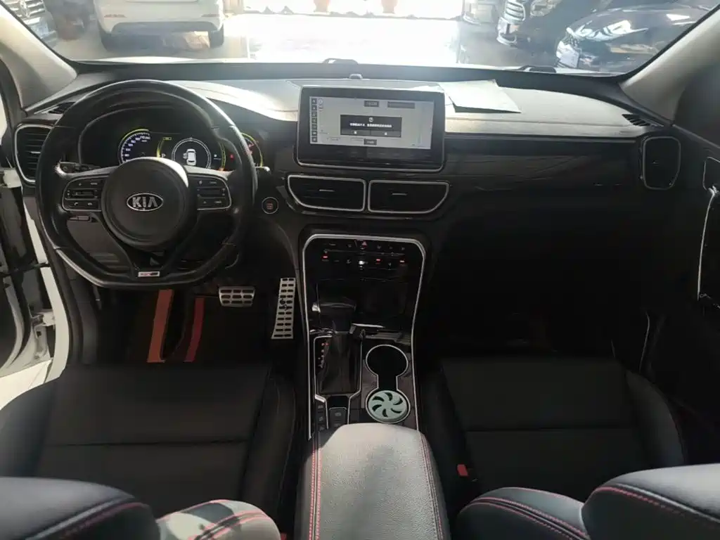 Kia KX5 — миниатюра 10