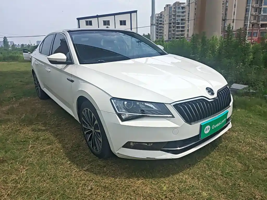 Skoda Superb 2018 TSI280 DSG Comfort VI