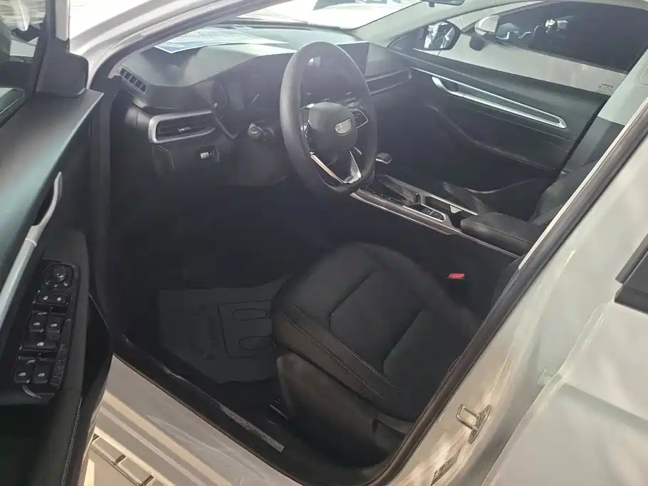 Geely Emgrand — миниатюра 9