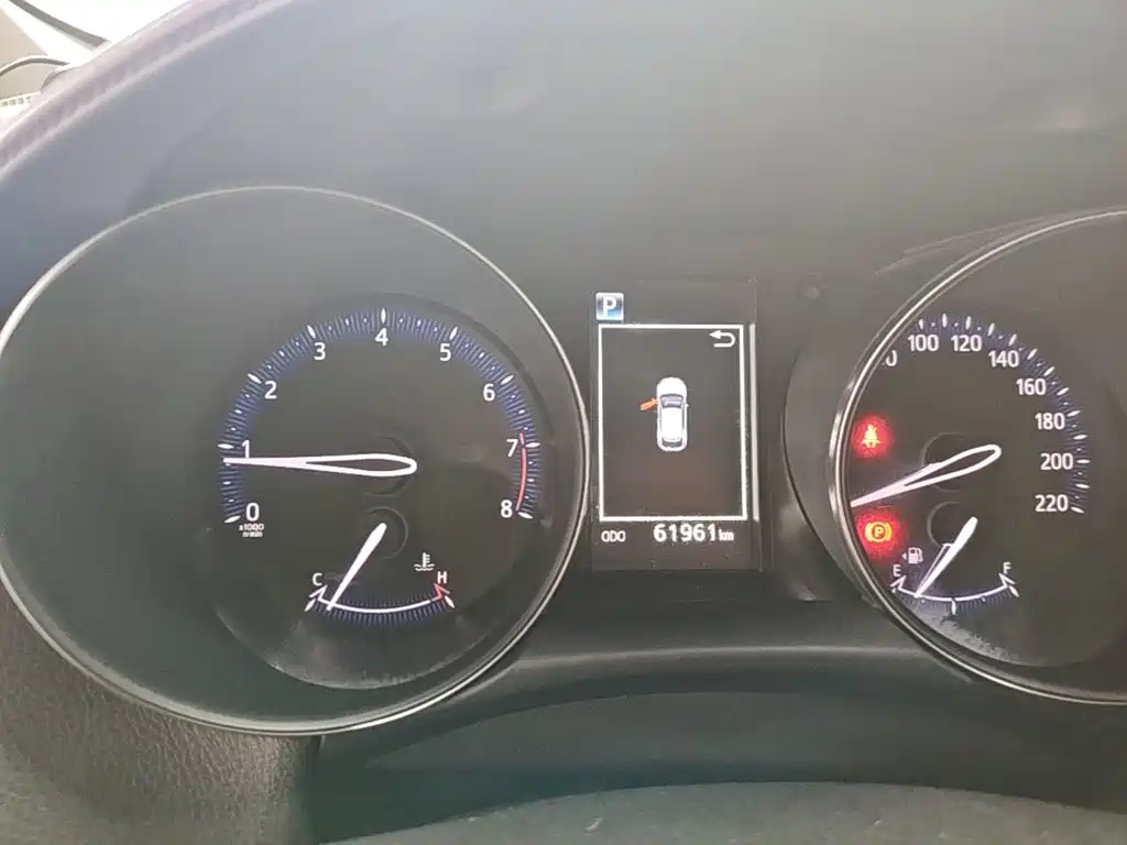 Toyota IZOA — миниатюра 12