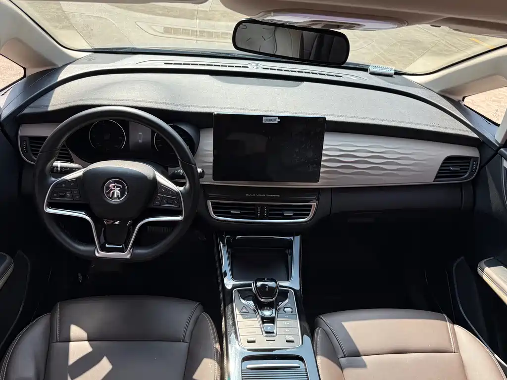 BYD MAX New Energy — миниатюра 6
