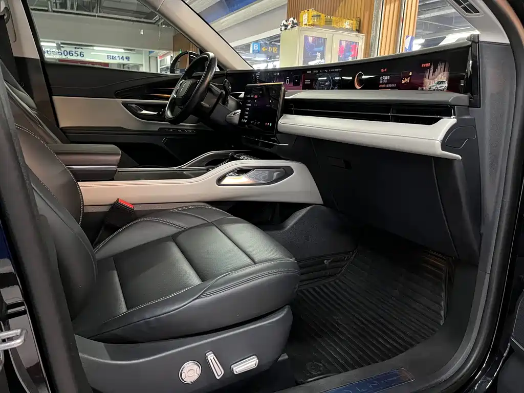 Lincoln Nautilus 2.0T 4WD Premium Edition, фото 15