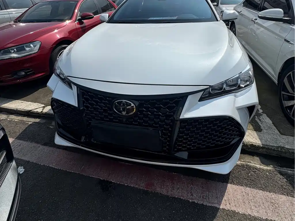 Toyota Avalon — миниатюра 2