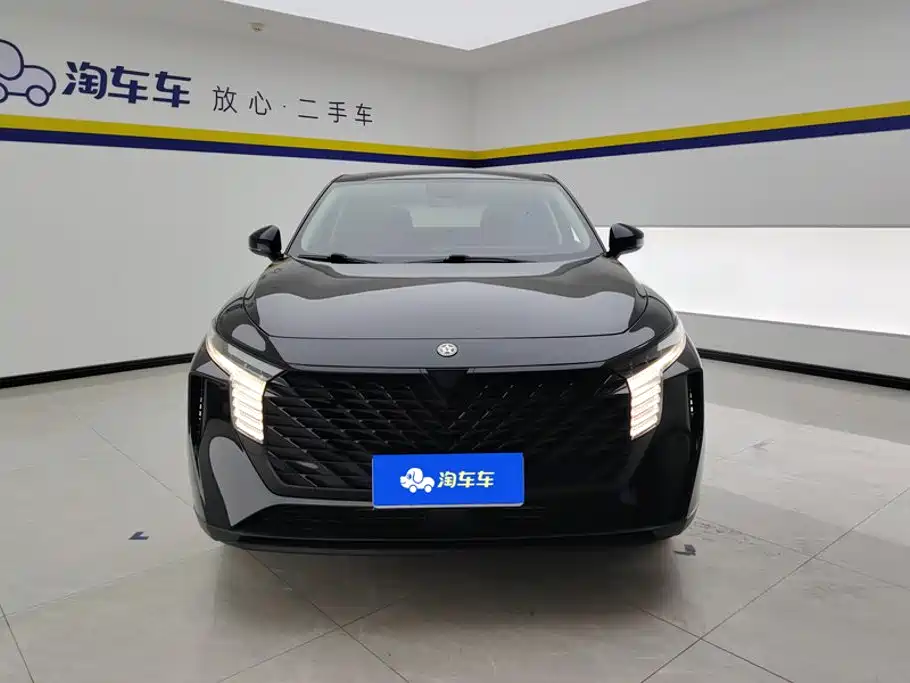 Venucia V — миниатюра 2
