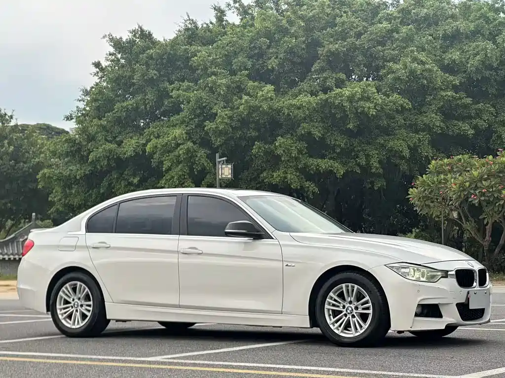 BMW 3 Series — миниатюра 3