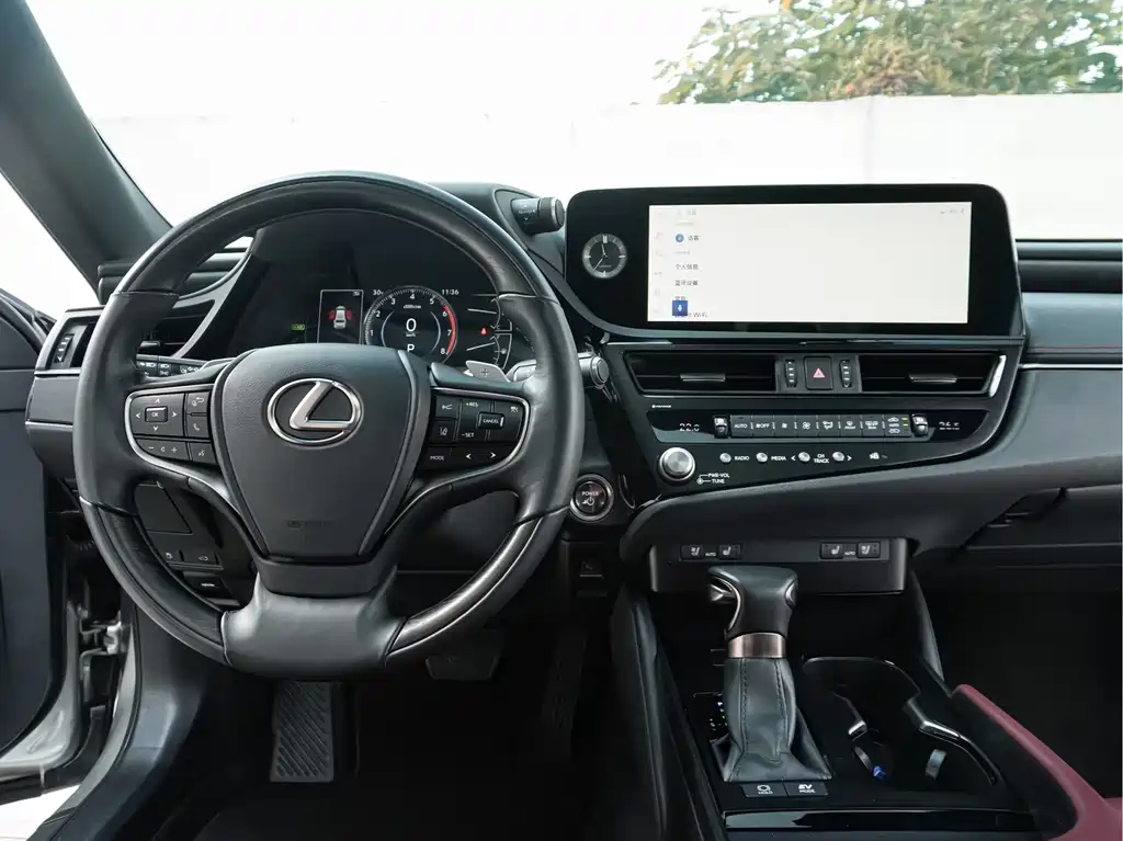 Lexus ES — миниатюра 19