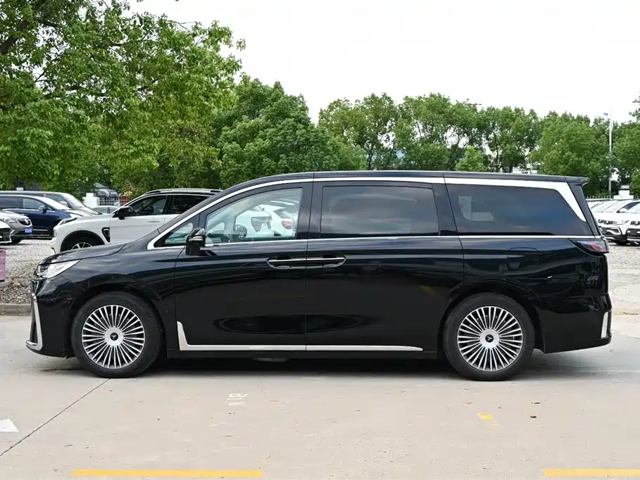 LANTU AUTOMOBILE LANTU DREAMER