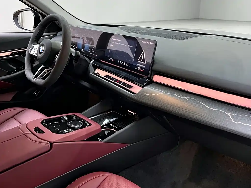 BMW 5 Series — миниатюра 9