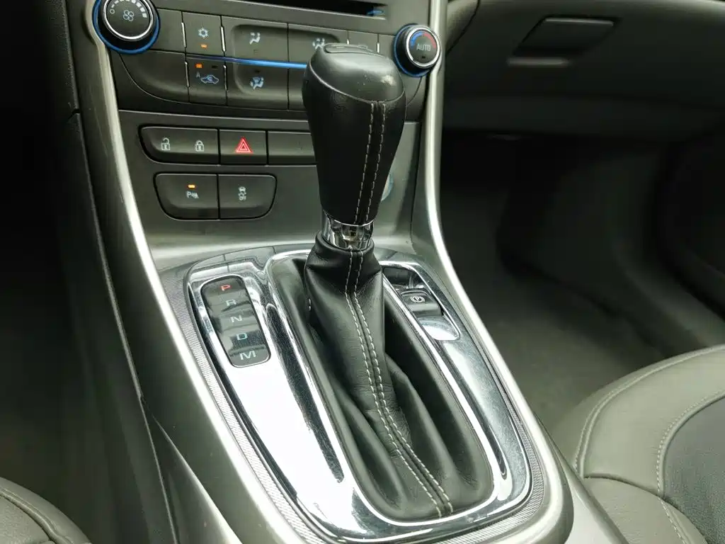 Chevrolet Malibu — миниатюра 13