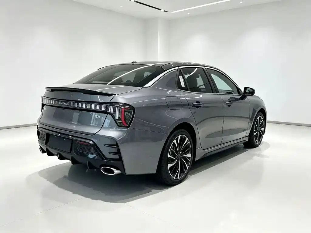 Lynk & Co 03 — миниатюра 7