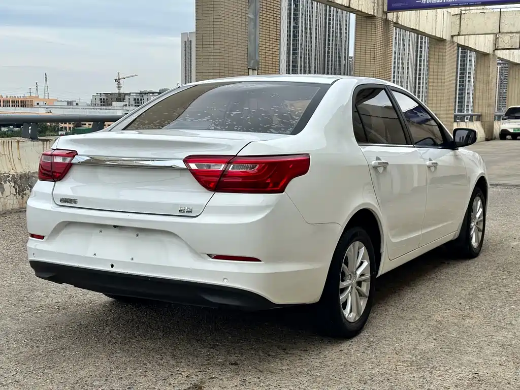 Geely Vision — миниатюра 5