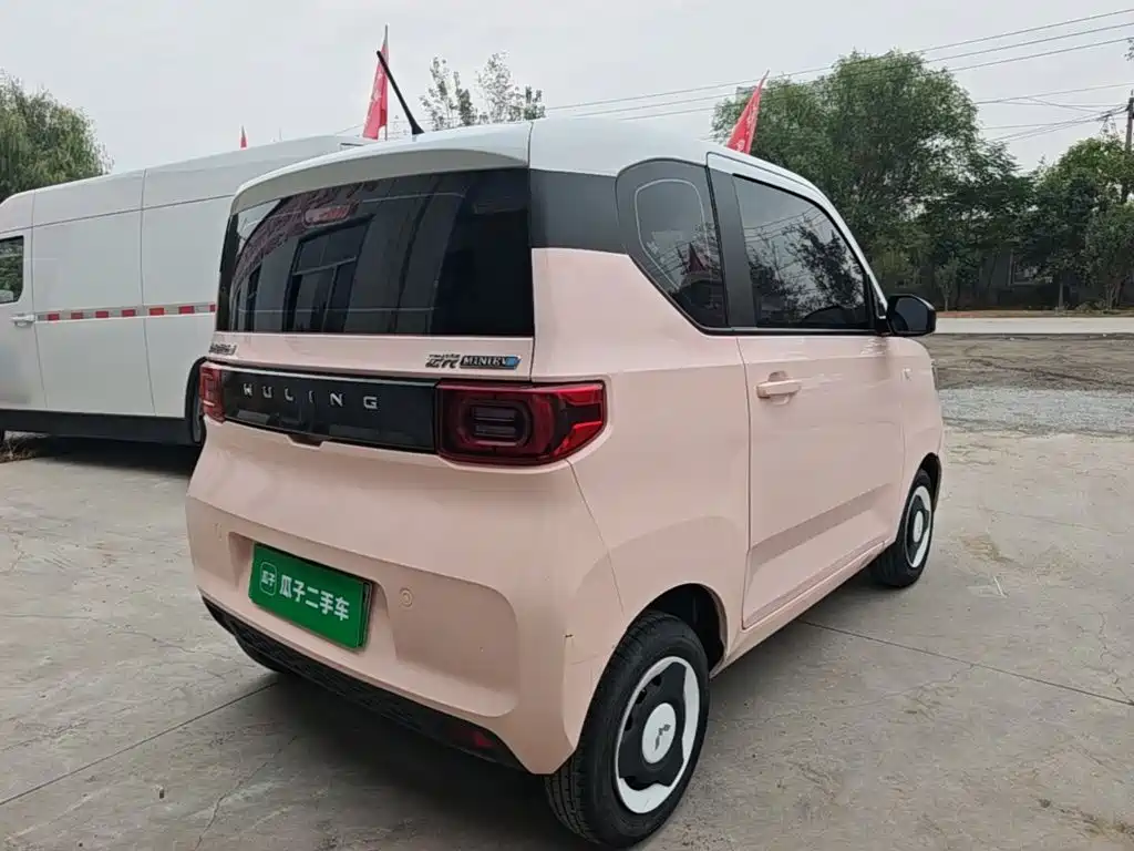 Wuling MINIEV — миниатюра 7