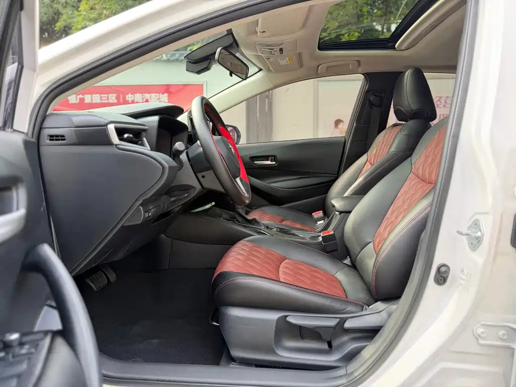 Toyota Corolla — миниатюра 12