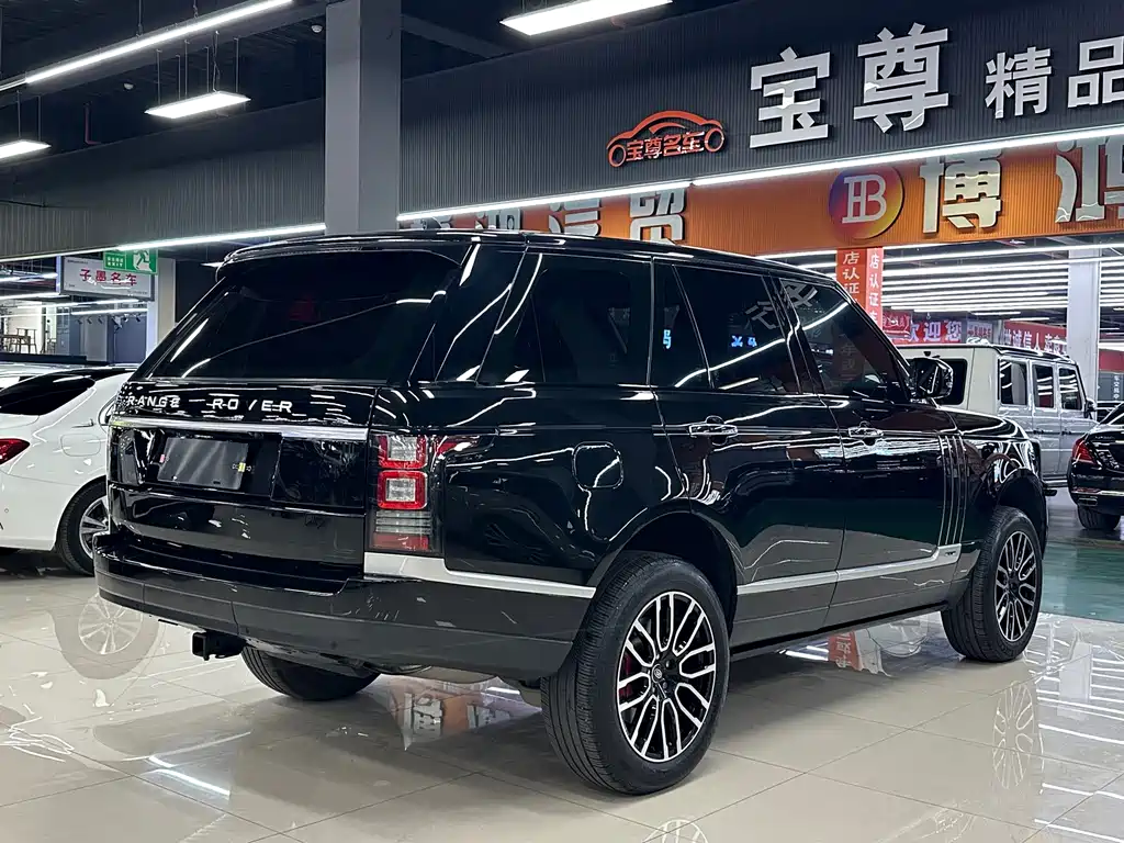 Land Rover Range Rover — миниатюра 4