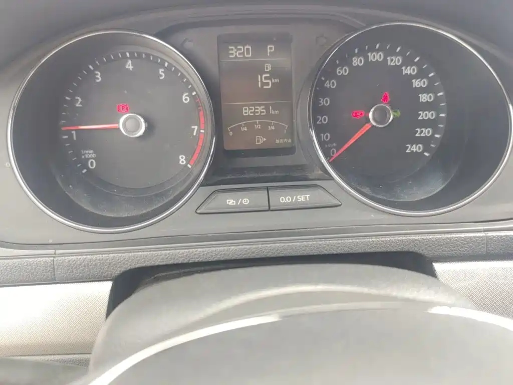 Volkswagen Lavida — миниатюра 11