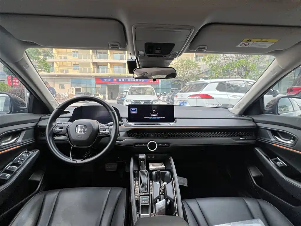 Honda Accord — миниатюра 5