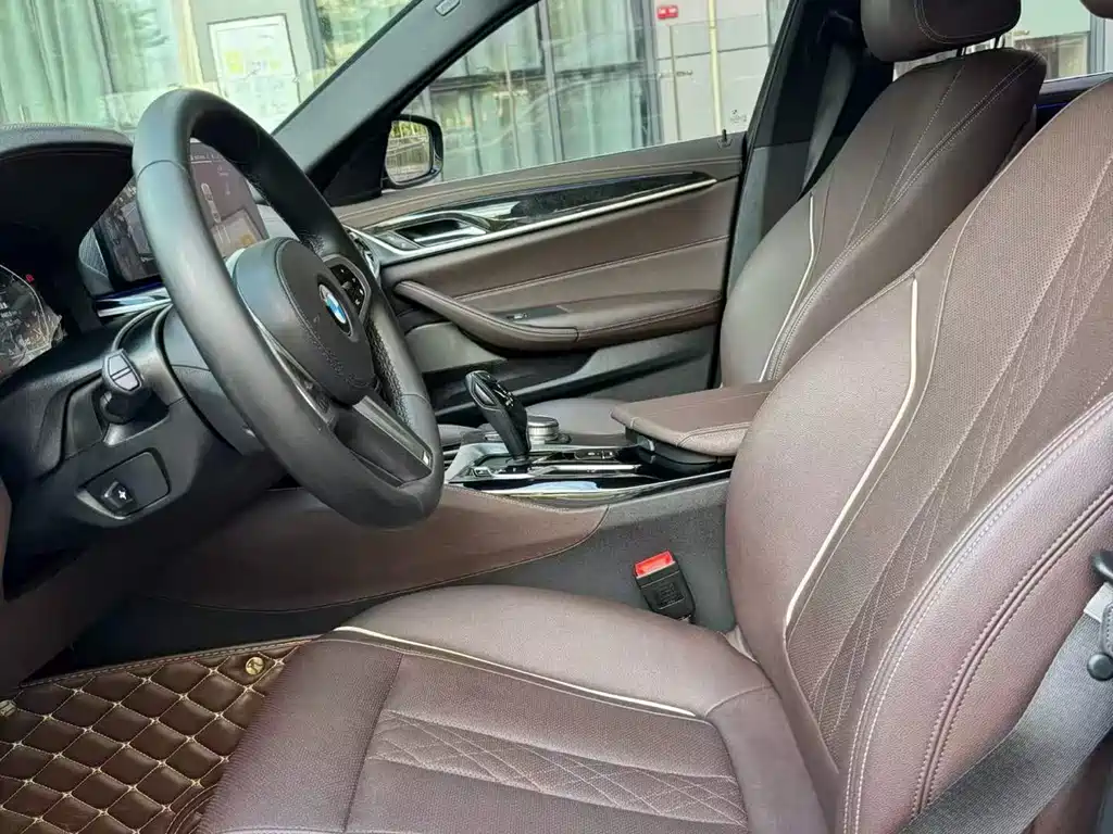 BMW 5 Series — миниатюра 5