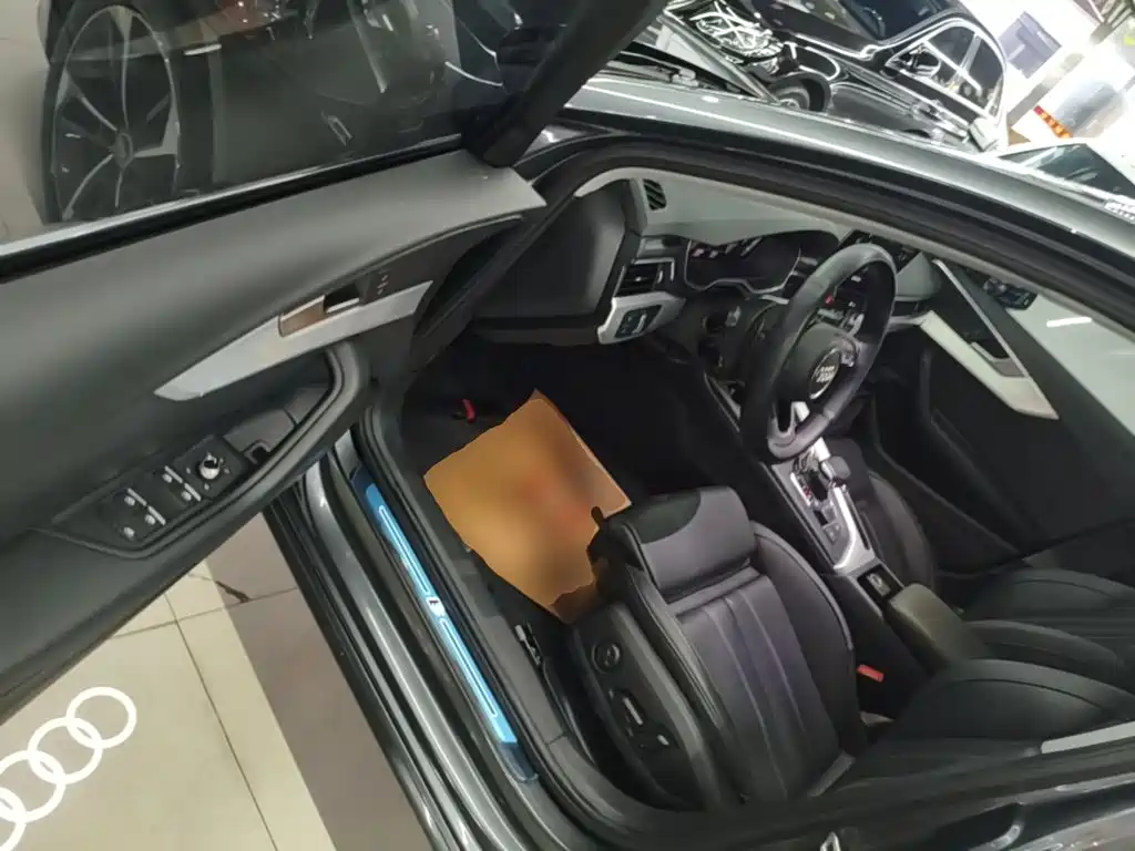 Audi A4L — миниатюра 16