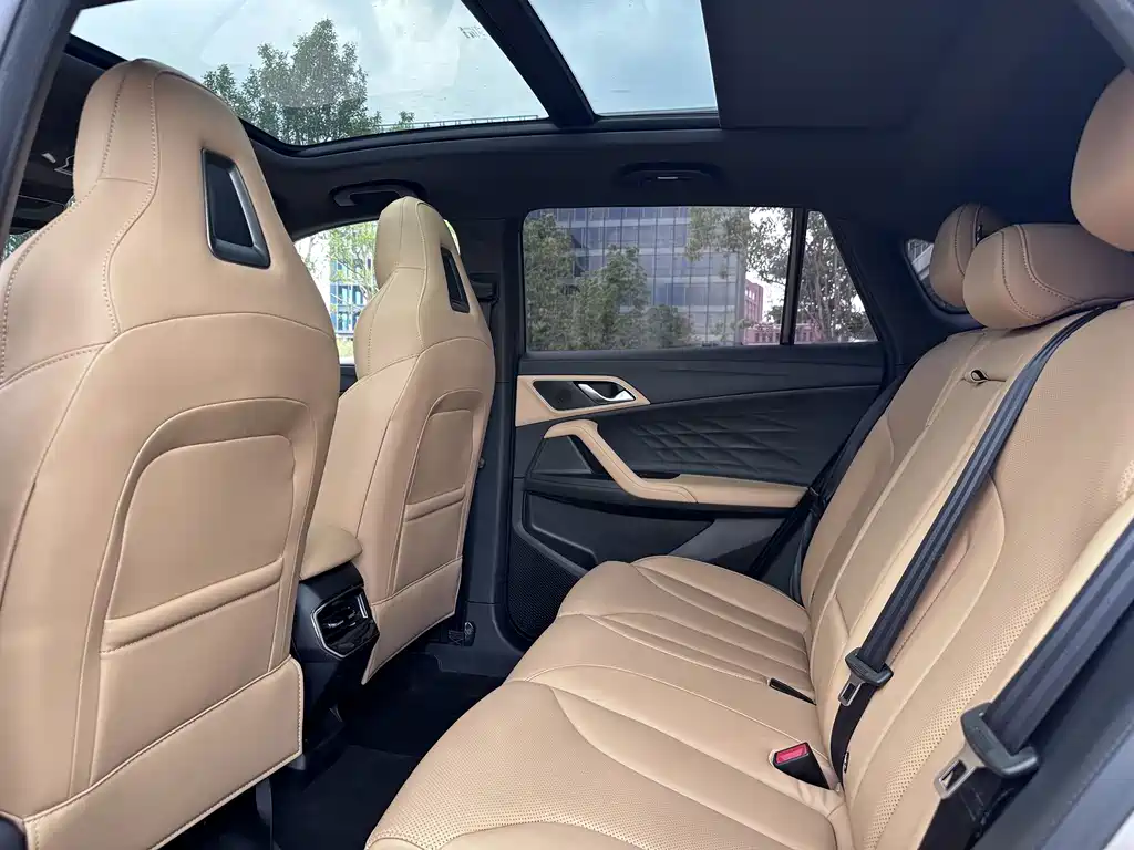 Roewe RX5 New Energy — миниатюра 6