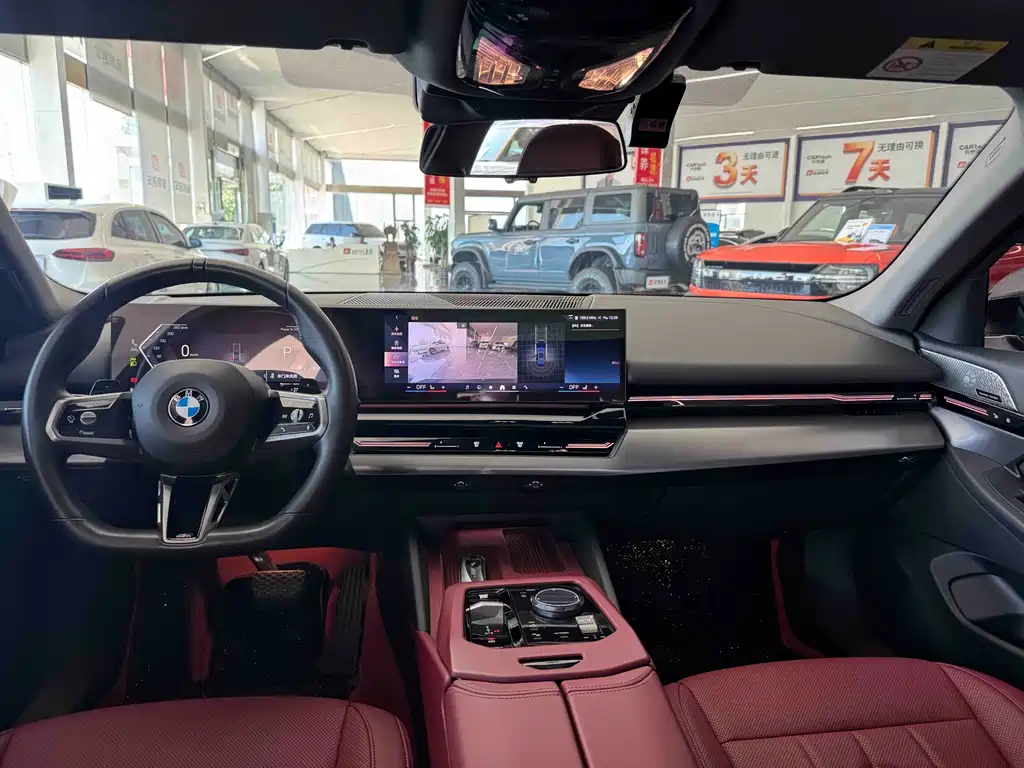 BMW 5 Series — миниатюра 2