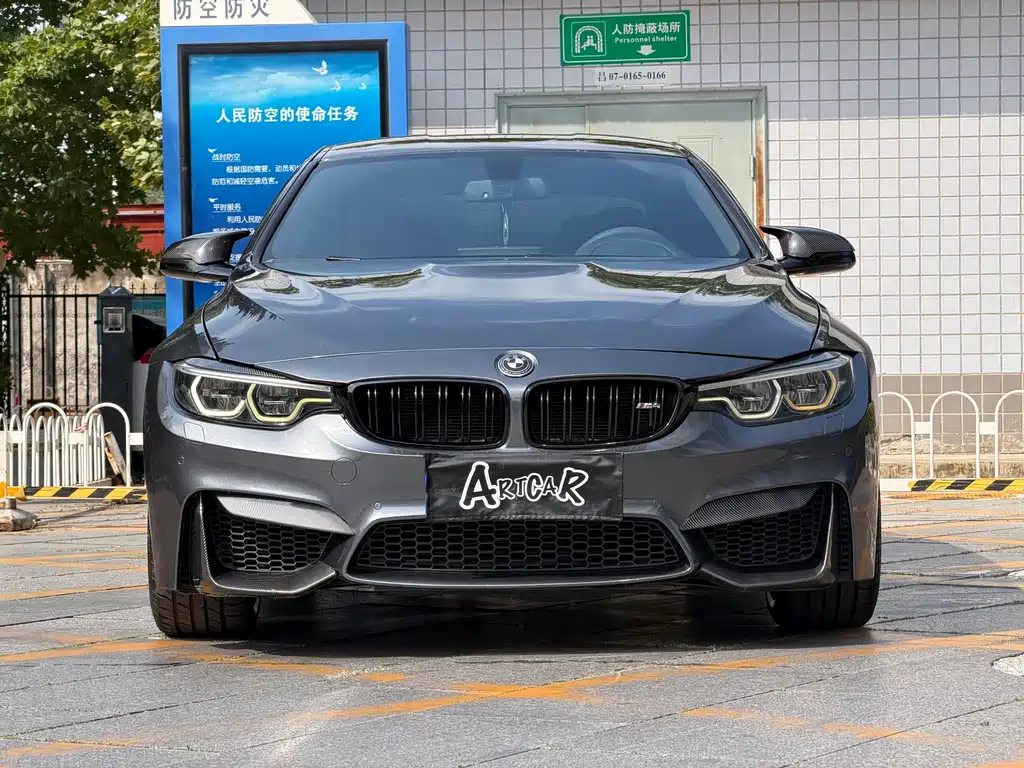 BMW M4 — миниатюра 3