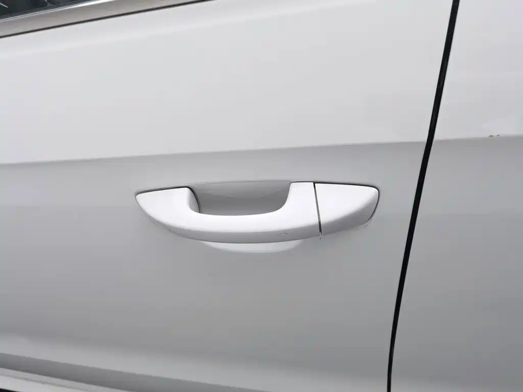 Volkswagen Lavida — миниатюра 18
