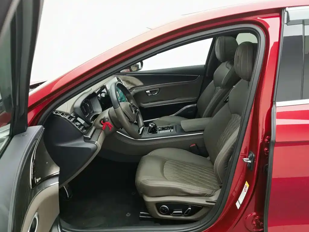 BYD Han — миниатюра 10