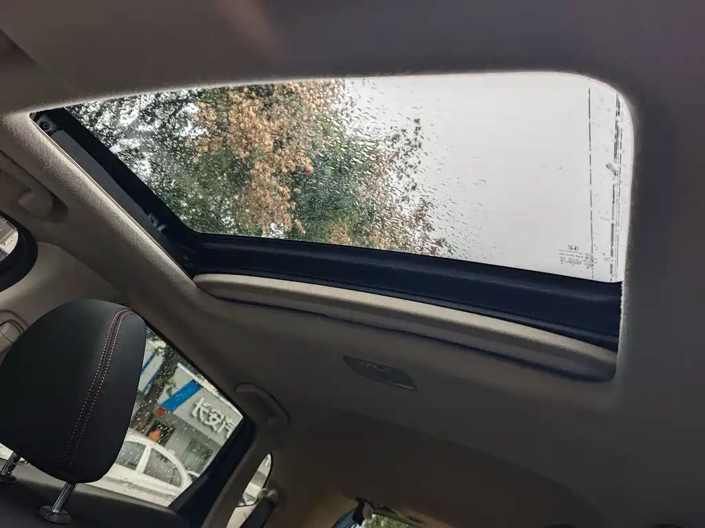 Honda Fit — миниатюра 12