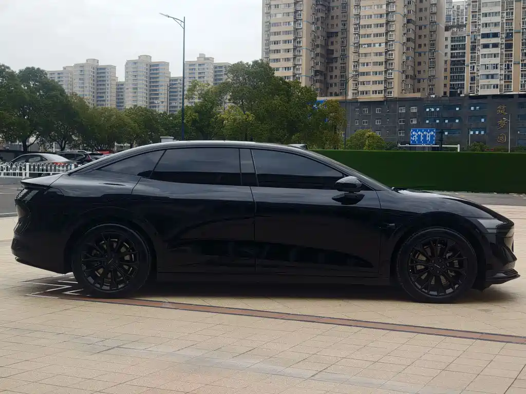 ZEEKR EXTREME KRYPTON 007