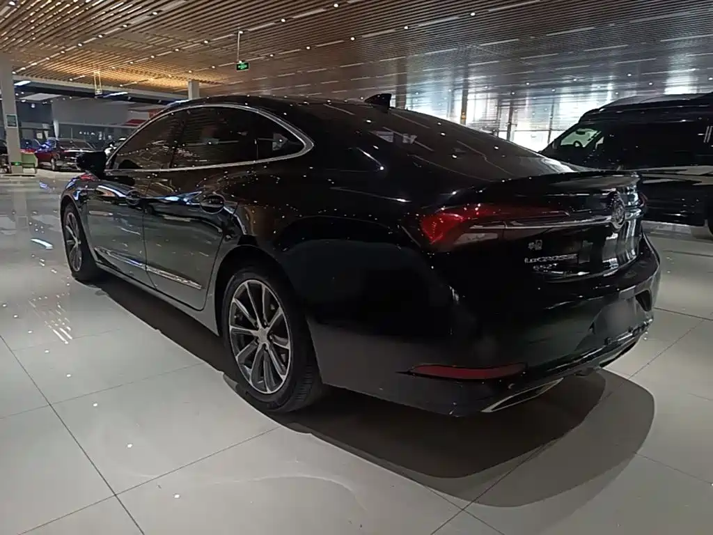 Buick LaCrosse — миниатюра 5