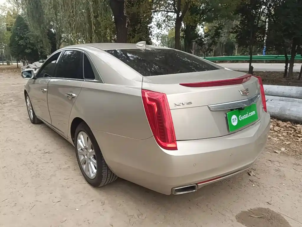 Cadillac XTS — миниатюра 5