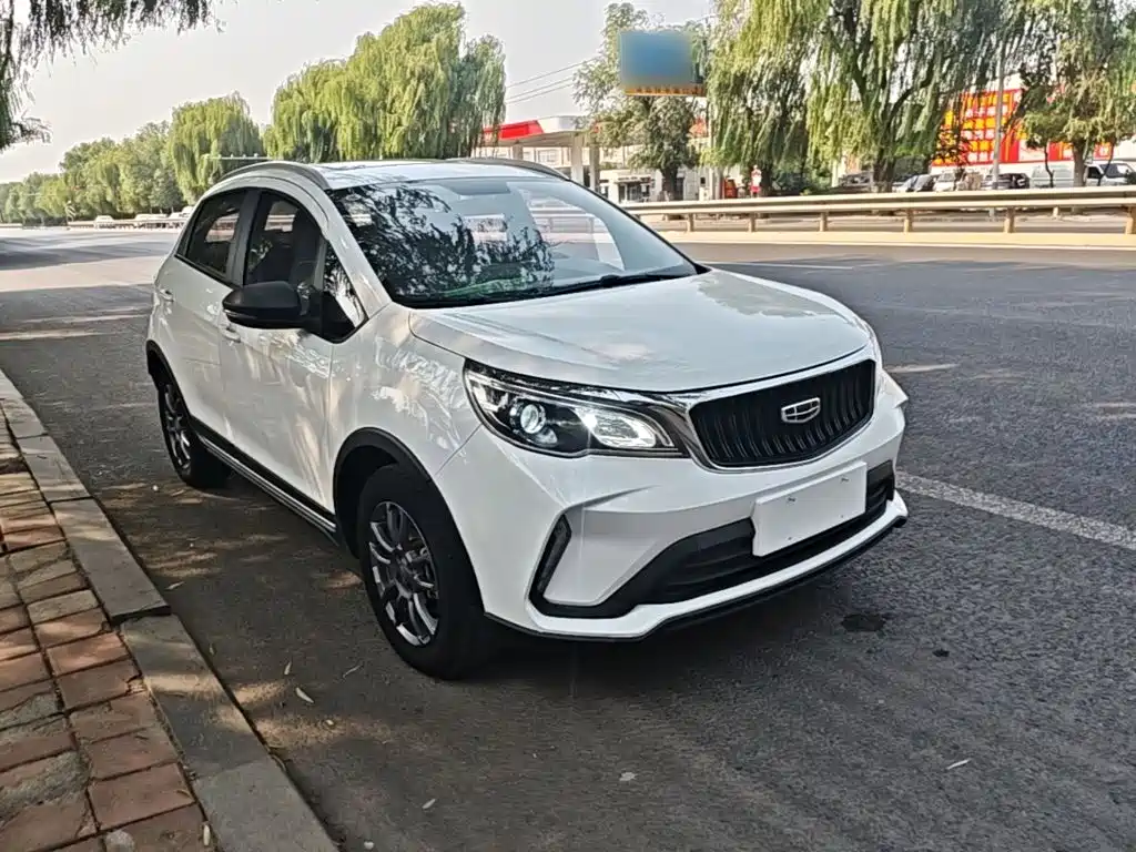 Geely Vision X3 — миниатюра 4