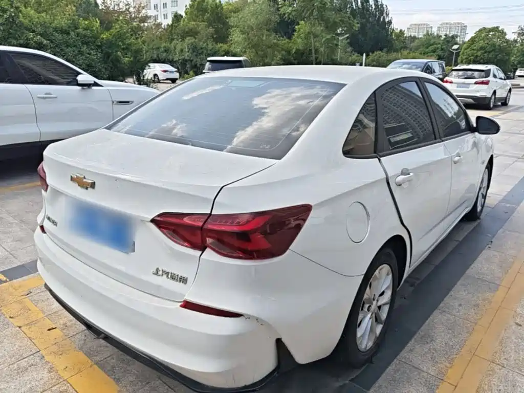 Chevrolet Monza — миниатюра 7