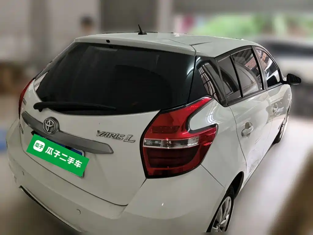 Toyota Yaris L — миниатюра 4
