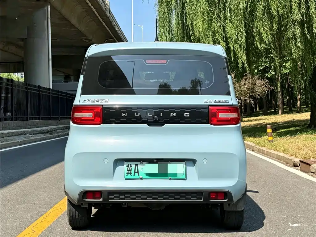 Wuling MINIEV — миниатюра 5