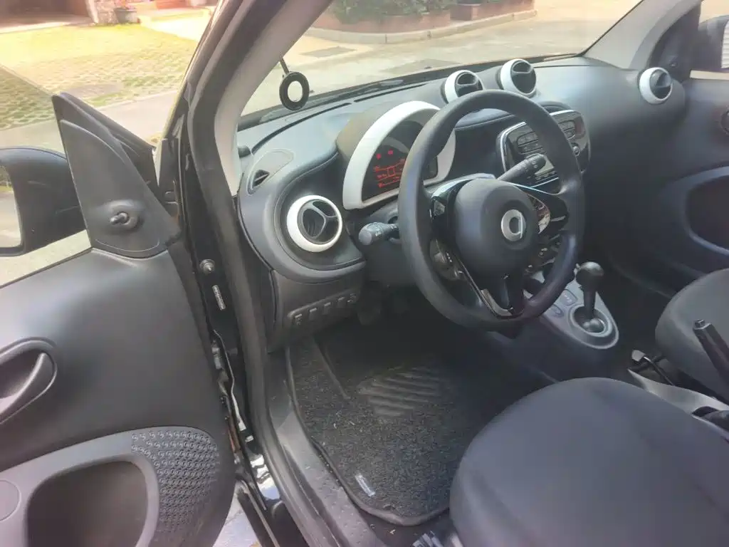 smart Smart Fortwo — миниатюра 6