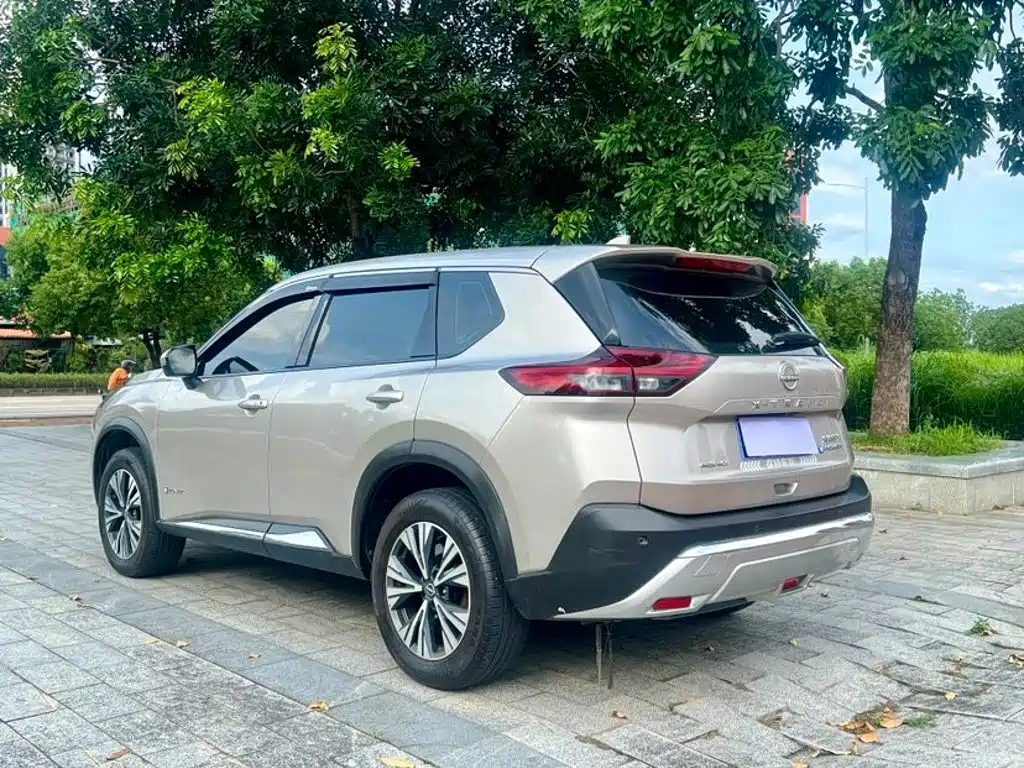 Nissan X-Trail — миниатюра 9