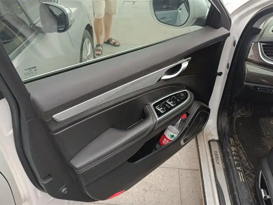 Geely Borui 2021 1.8T +