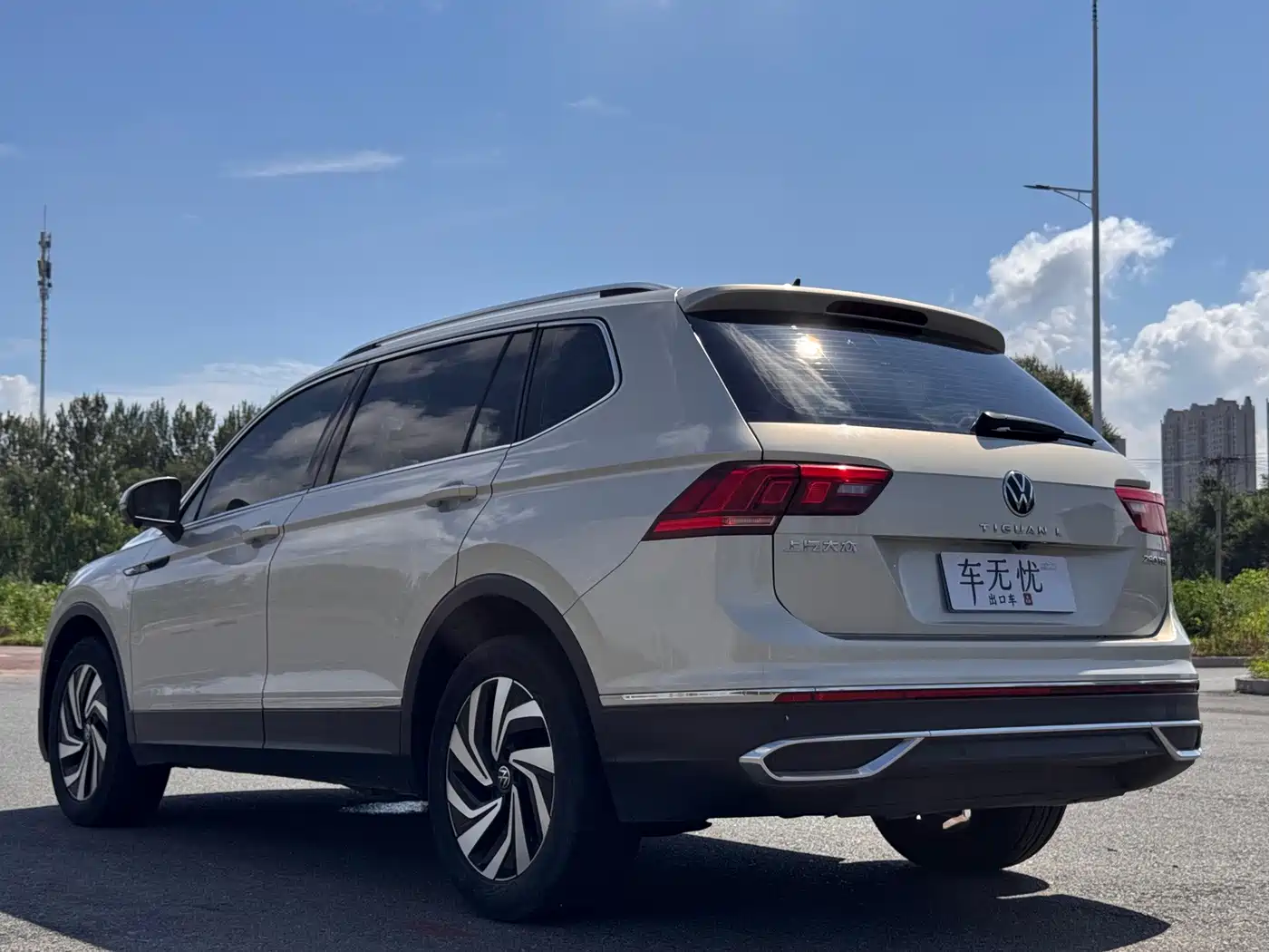 Volkswagen Tiguan L id 4669294 из Китая 13
