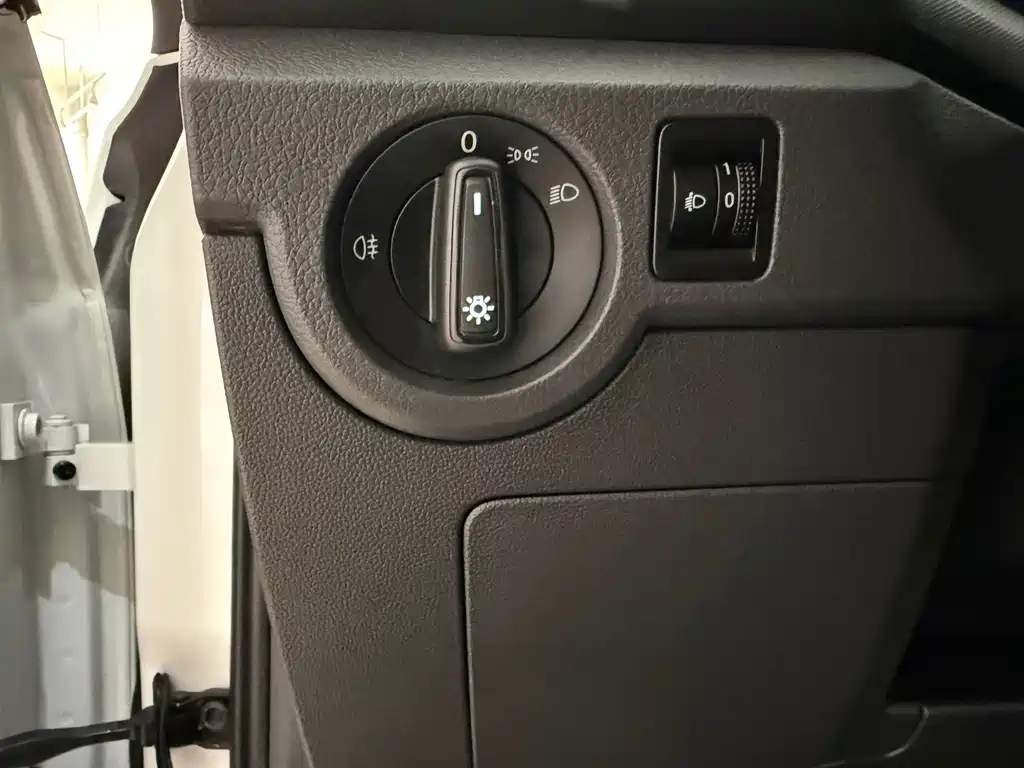 Volkswagen T-Cross — миниатюра 17