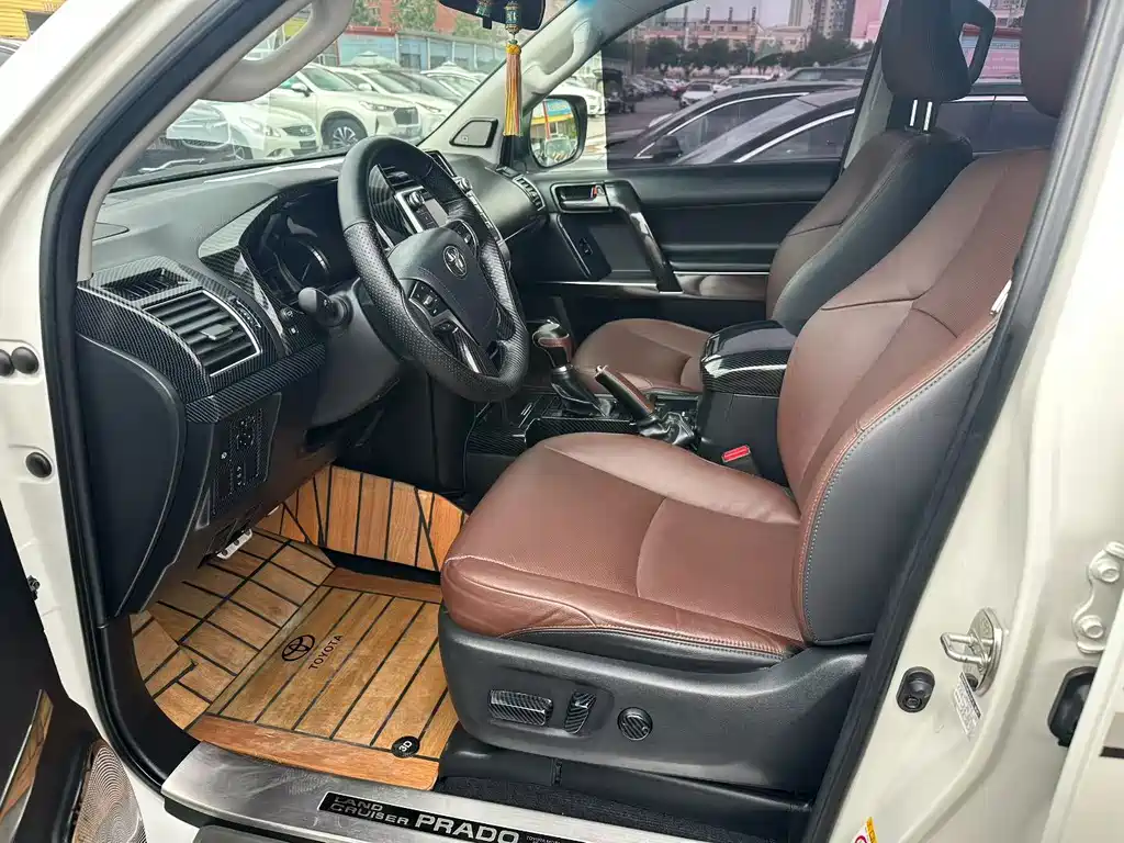 Toyota Land Cruiser Prado 2018 3.5L AT TX-L NAVI
