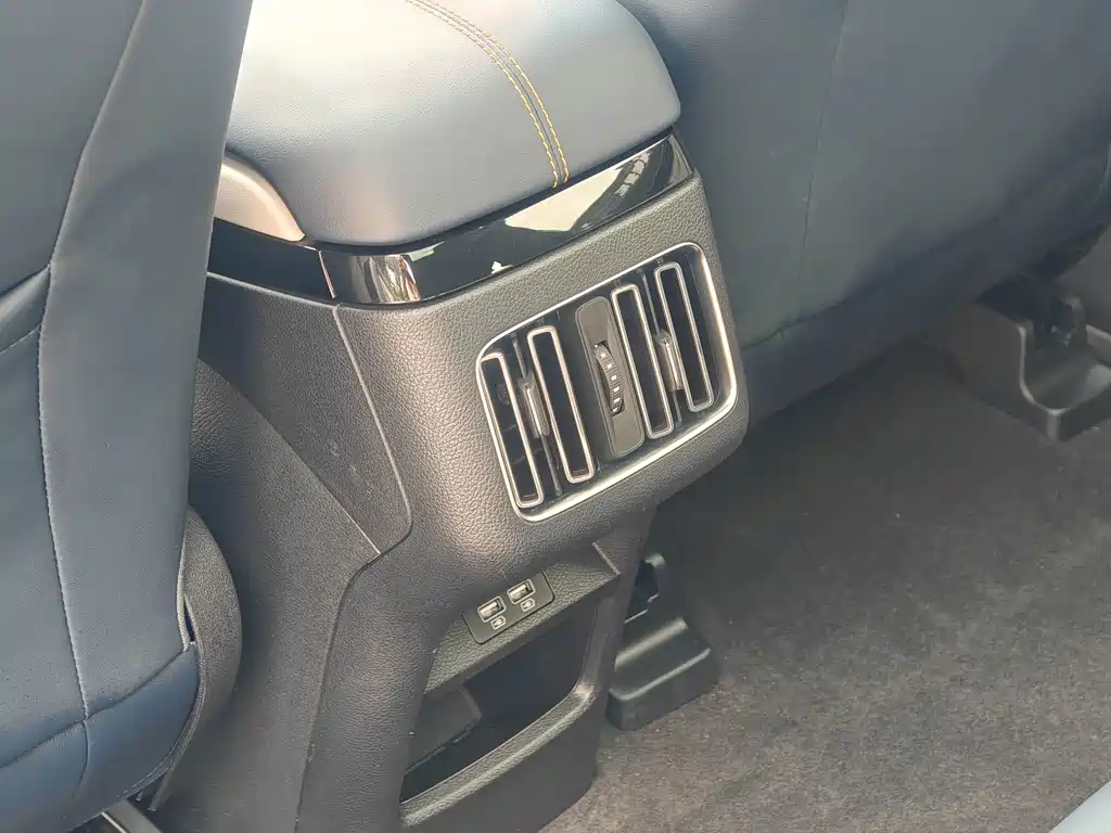 BYD PLUS New Energy — миниатюра 18